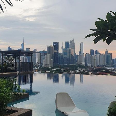 Studio Near Klcc And Lrt With Superb View Kuala Lumpur Exterior foto