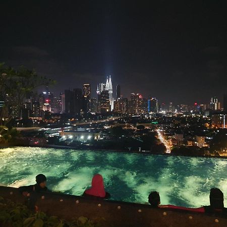Studio Near Klcc And Lrt With Superb View Kuala Lumpur Exterior foto