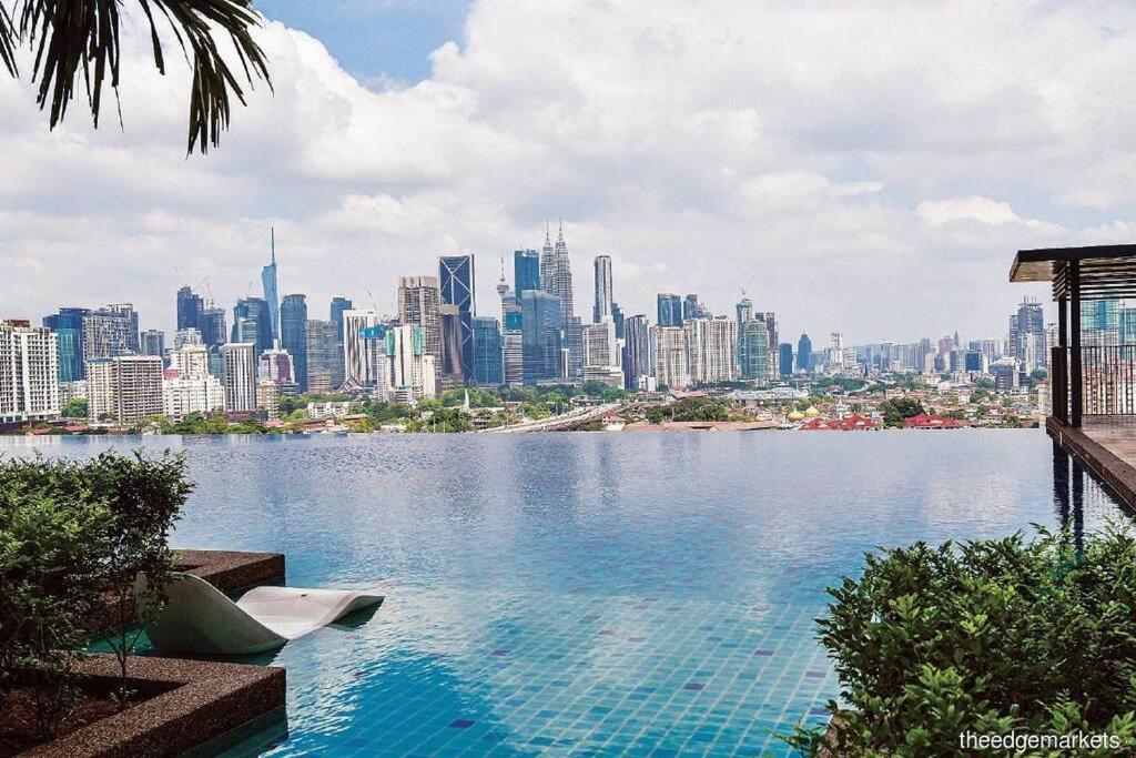 Studio Near Klcc And Lrt With Superb View Kuala Lumpur Exterior foto